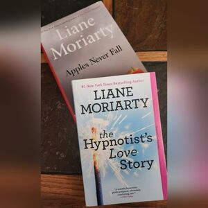 Liane Moriarty Bundle (2) Apples Never Fall Hardcover